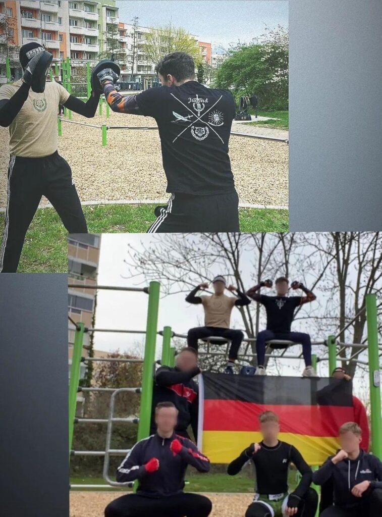 Auf zwei Bildern einer Instagram-Story sieht man oben zwei junge Männer, die in Kleidung der NRJ auf einem Spielplatz im Plattenbauviertel Boxen trainieren. Unten sieht man sechs junge Männer, davon einer in Kleidung der NRJ, die mit erhobenen Fäusten und einer Deutschlandflagge auf einem Spielgerüst posieren.