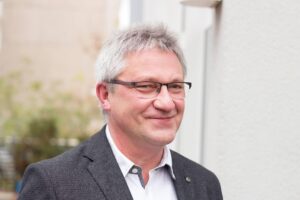 Porträtbild von Ralf Schild