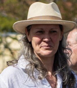 Porträtbild von Ivonne Nöhren